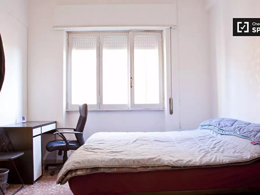 Immagine 10 di Camera condivisa in affitto  in Via Cesare de Fabritiis a Roma