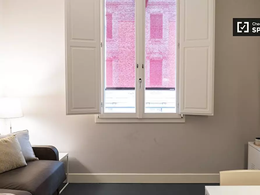 Immagine 2 di Appartamento in affitto  in Via Irnerio a Bologna