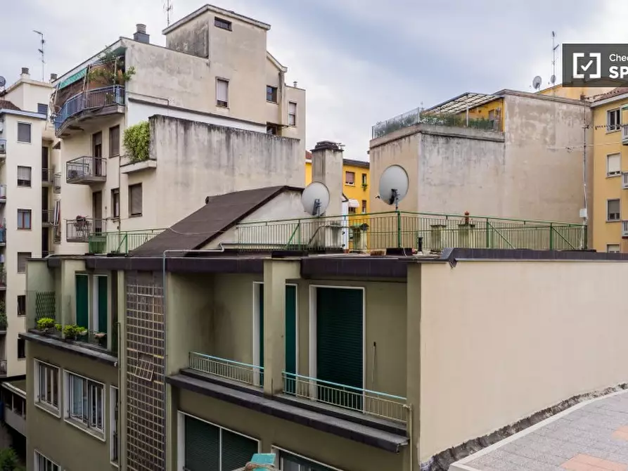 Immagine 15 di Camera condivisa in affitto  in Via Stendhal a Milano