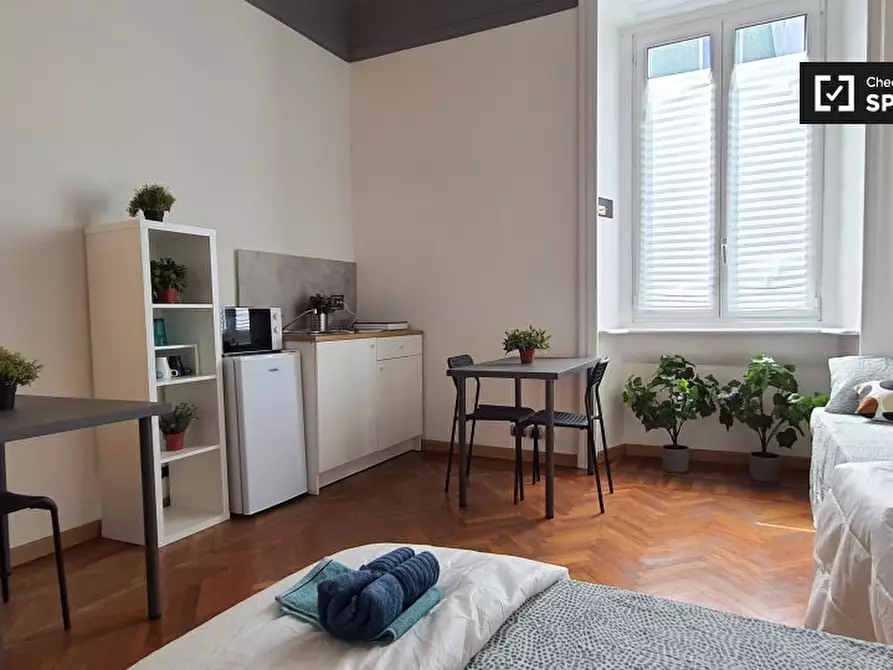Immagine 16 di Camera condivisa in affitto  in Via Sebastiano del Piombo a Milano