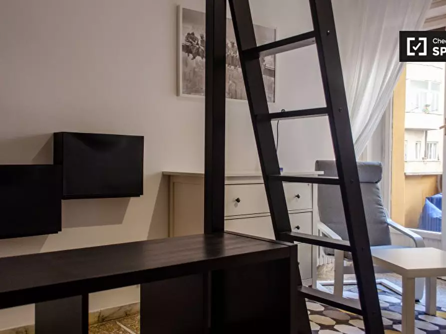 Immagine 2 di Camera condivisa in affitto  in Circonvallazione Nomentana a Roma