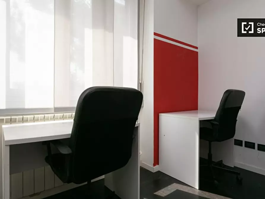 Immagine 2 di Camera condivisa in affitto  in Viale Liguria a Milano