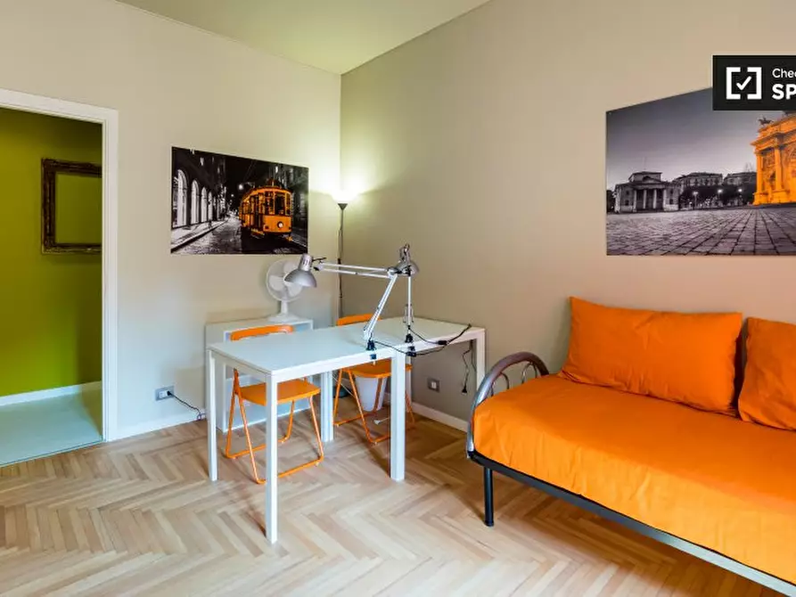 Immagine 4 di Camera condivisa in affitto  in Via dei Biancospini a Milano