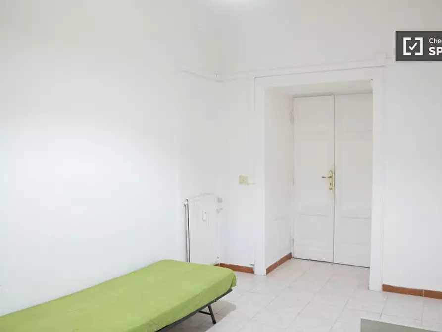 Immagine 14 di Camera condivisa in affitto  in Via Nino Oxilia a Roma