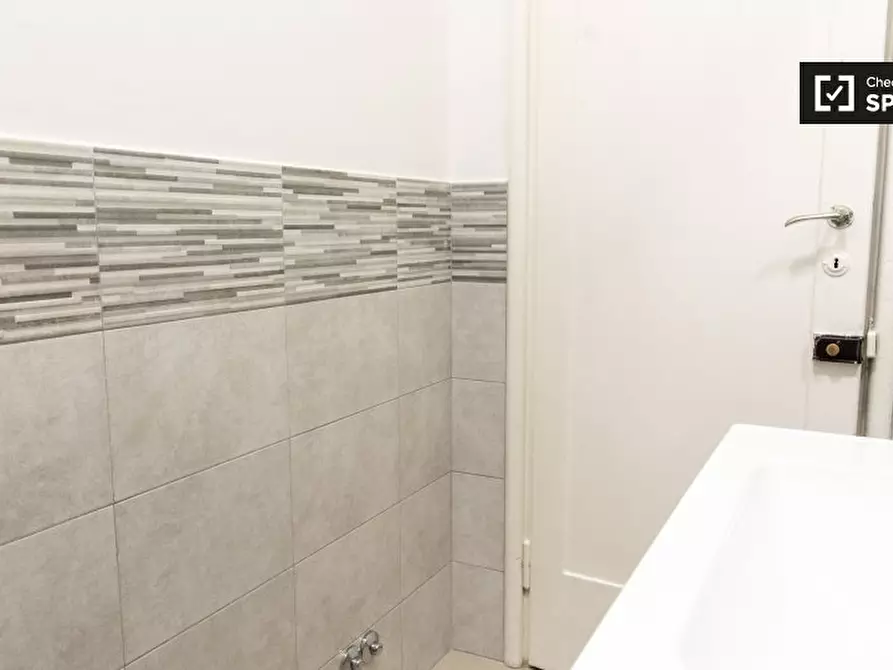 Immagine 8 di Camera condivisa in affitto  in Viale Parioli a Roma