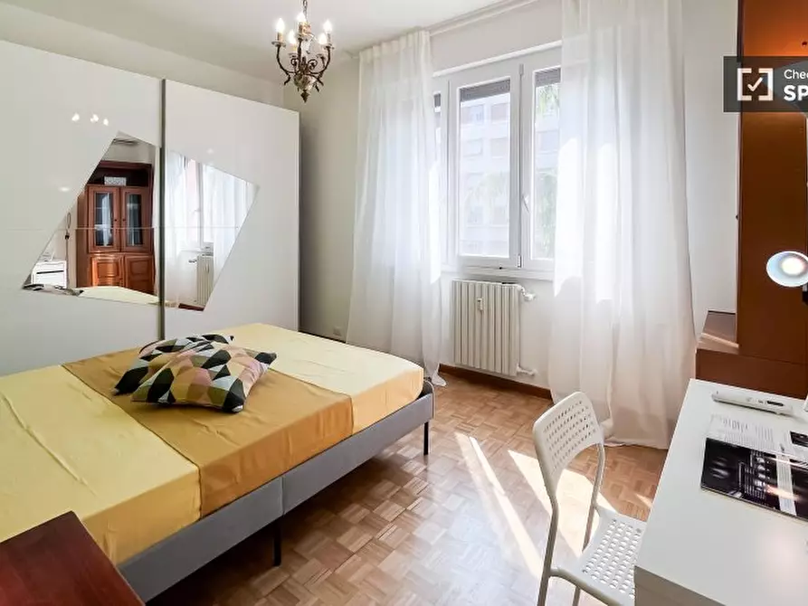 Immagine 2 di Camera condivisa in affitto  in Via Fratelli Bressan a Milano