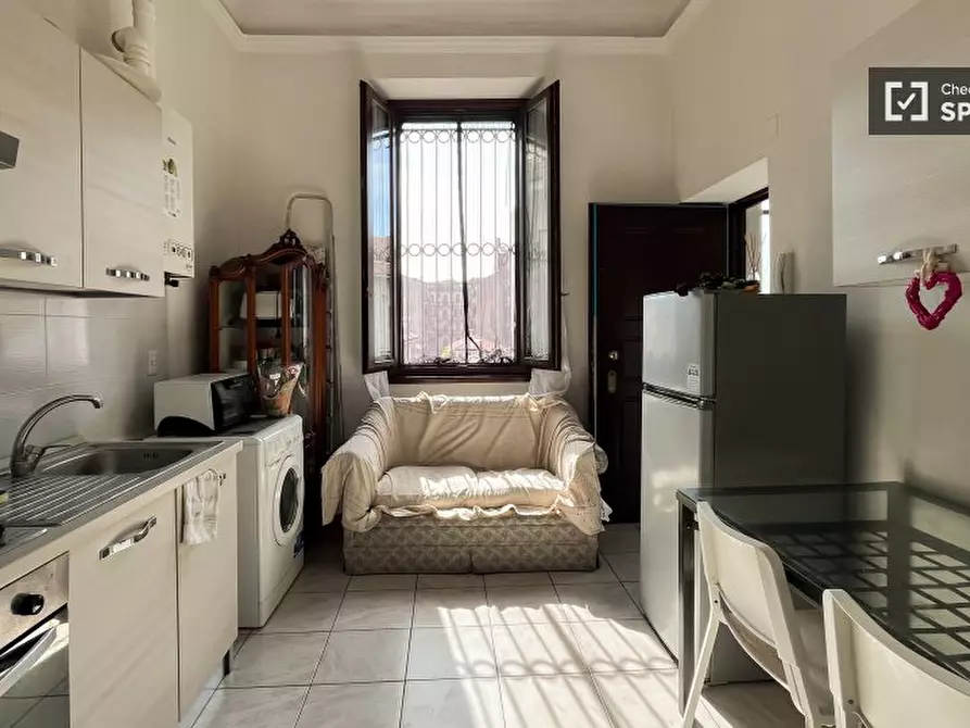 Immagine 14 di Camera condivisa in affitto  in Corso S. Gottardo a Milano