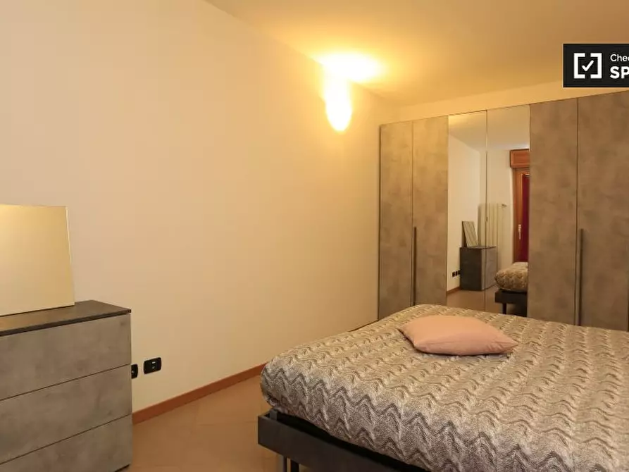 Immagine 2 di Camera condivisa in affitto  in Via delle Forze Armate a Milano