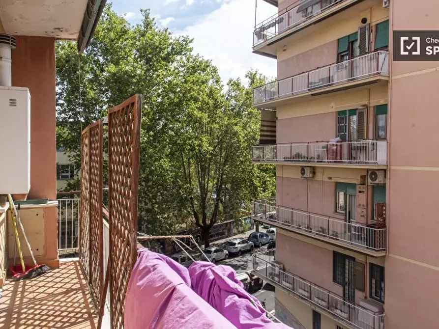 Immagine 10 di Camera condivisa in affitto  in Largo Girolamo Cocconi a Roma
