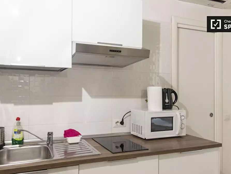 Immagine 5 di Ufficio in affitto  in Via Tunisi a Roma