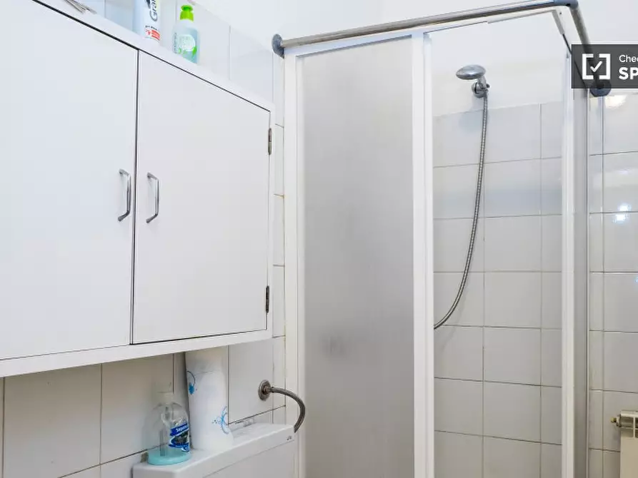 Immagine 16 di Camera condivisa in affitto  in Via Arquà a Milano