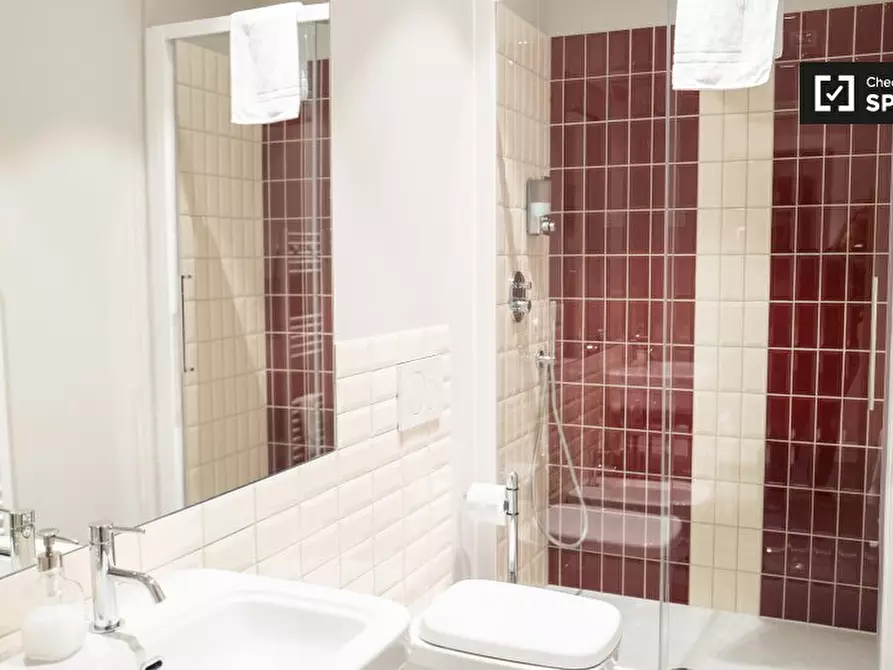 Immagine 11 di Appartamento in affitto  in Via Irnerio a Bologna