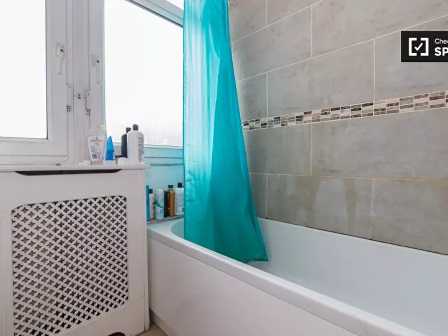 Immagine 10 di Camera condivisa in affitto  in Rayners Rd, London SW15 2AY, UK a Wandsworth