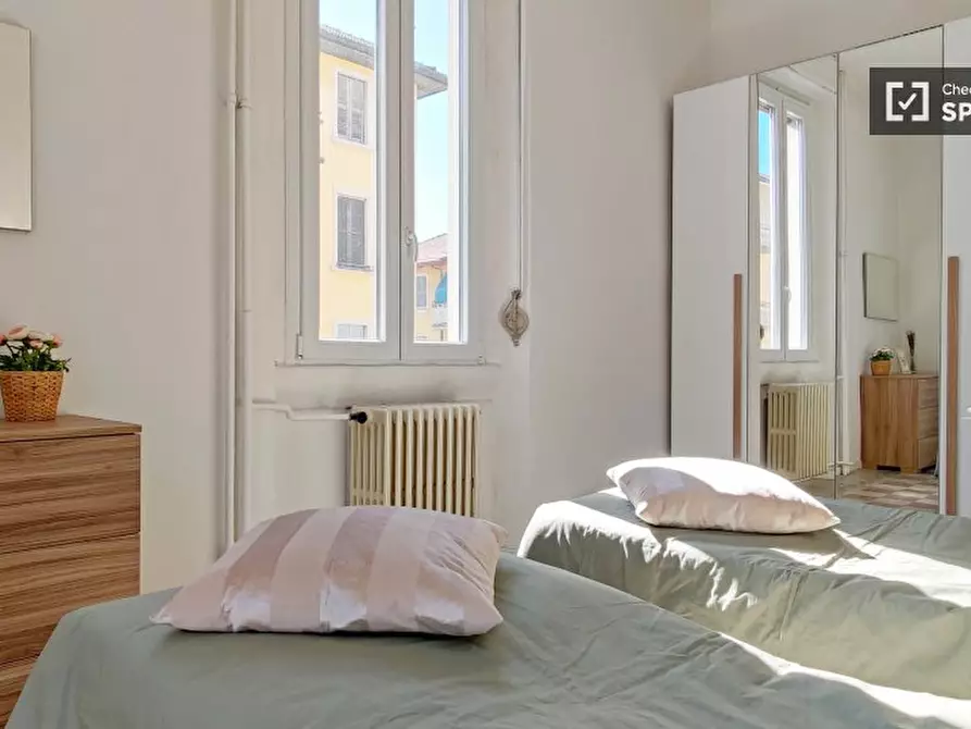 Immagine 6 di Appartamento in affitto  in Via dei Panigarola a Milano