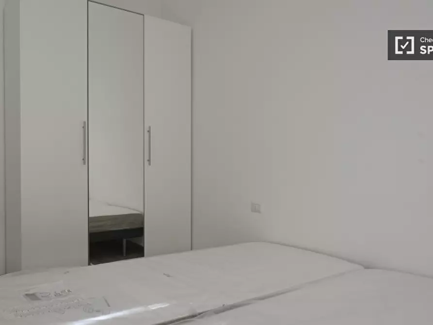 Immagine 3 di Camera condivisa in affitto  in Alessandro a Milano