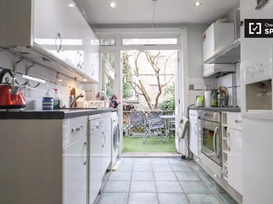 Immagine 13 di Camera condivisa in affitto  in Southborough Road a Hackney