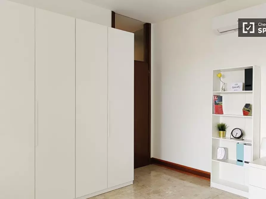 Immagine 6 di Camera condivisa in affitto  in Mauro a Milano