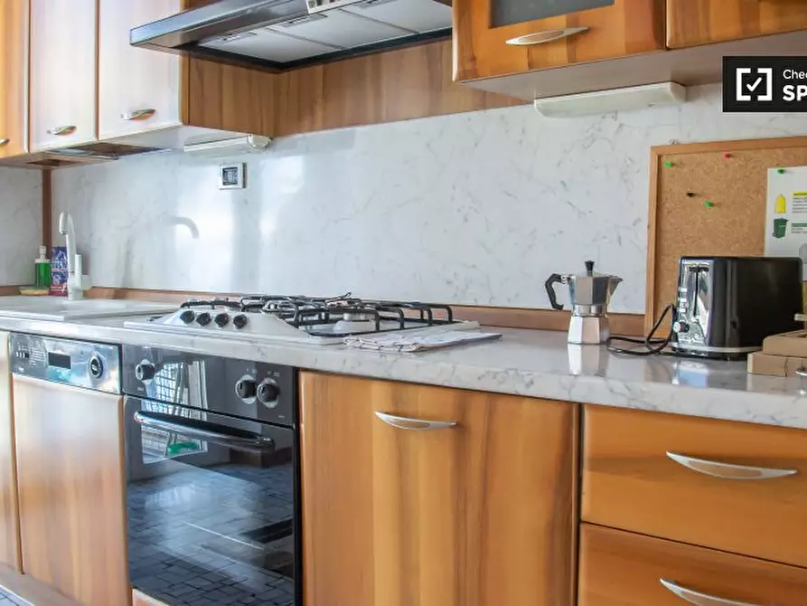 Immagine 8 di Appartamento in affitto  in Via Desenzano a Milano