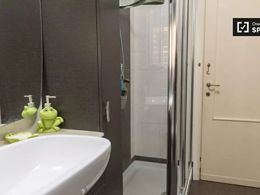 Immagine 6 di Camera condivisa in affitto  in Via di Torrevecchia a Roma