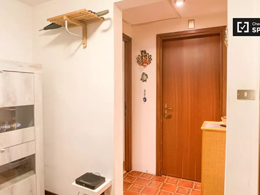 Immagine 13 di Camera condivisa in affitto  in Via Valentino Banal, 00177 Roma RM, Italy a Roma