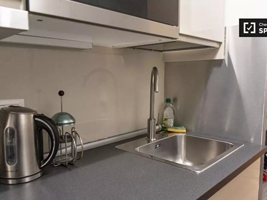 Immagine 7 di Appartamento in affitto  in Via di Monte Giordano a Roma