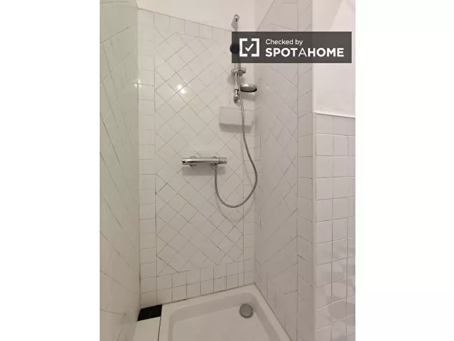 Immagine 15 di Appartamento in affitto  in Via Privata Chioggia a Milano