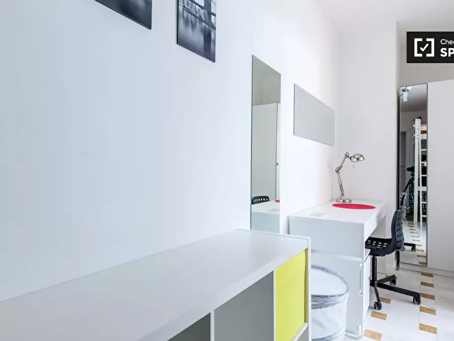 Immagine 2 di Camera condivisa in affitto  in Via Salaria a Roma