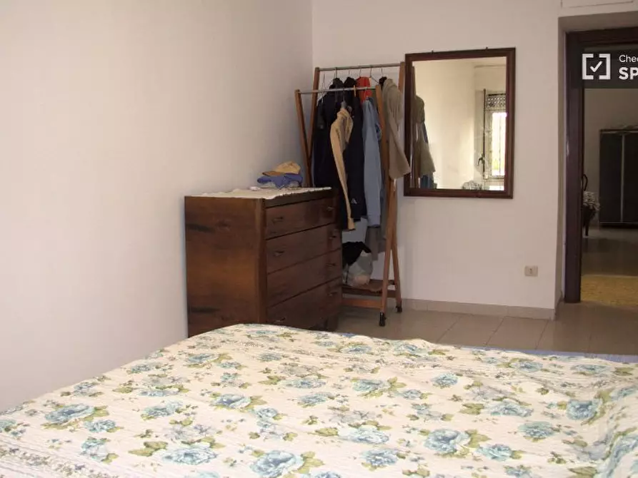 Immagine 5 di Camera condivisa in affitto  in Via Giuseppe de Robertis a Roma