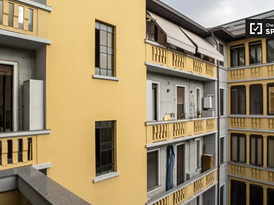 Immagine 6 di Camera condivisa in affitto  in Via Pinturicchio a Milano