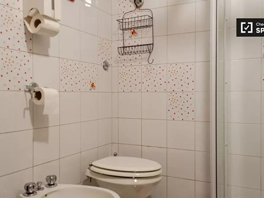 Immagine 16 di Camera condivisa in affitto  in Via Renzo da Ceri, 00176 Roma RM, Italy a Roma