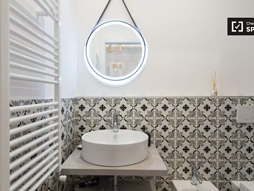 Immagine 6 di Appartamento in affitto  in Via Pietro Crespi a Milano