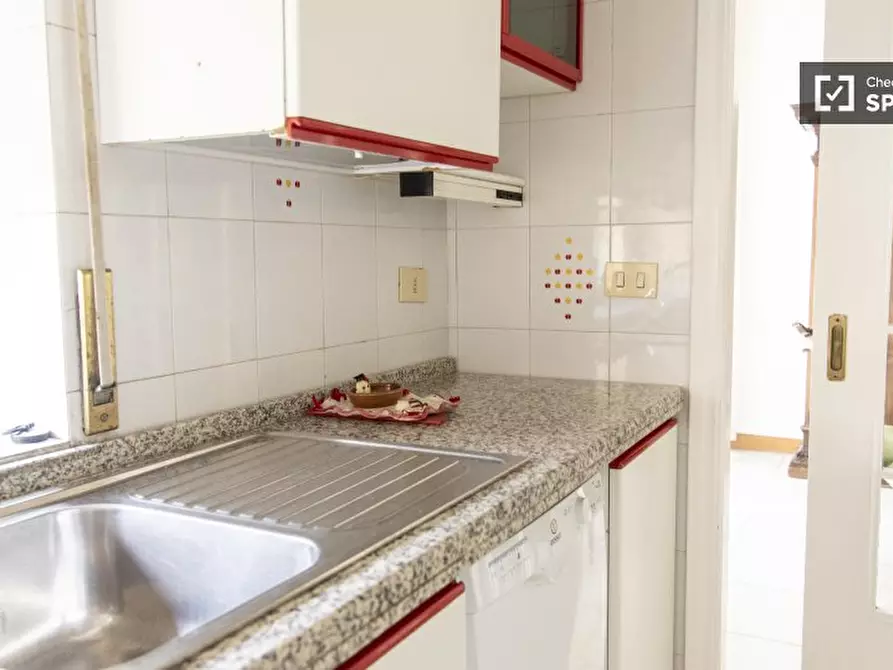 Immagine 4 di Appartamento in affitto  in Piazza Ragusa a Roma