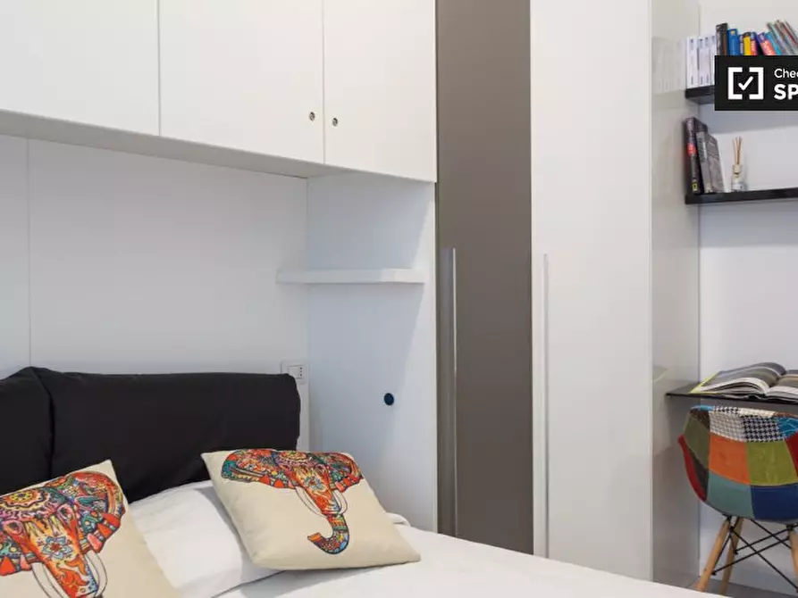 Immagine 13 di Appartamento in affitto  in Viale Tunisia a Milano