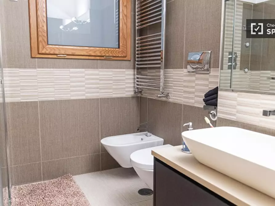 Immagine 2 di Appartamento in affitto  in Via Erode Attico a Roma