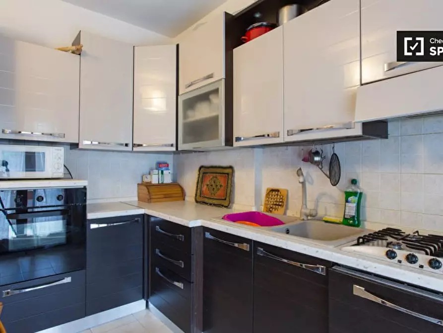 Immagine 5 di Appartamento in affitto  in Via Giovanni Segantini a Milano