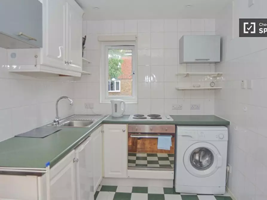 Immagine 5 di Appartamento in affitto  in Bowers Walk a East Ham