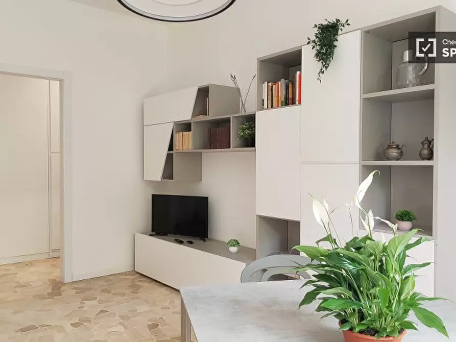 Immagine 6 di Appartamento in affitto  in Via Tavazzano a Milano