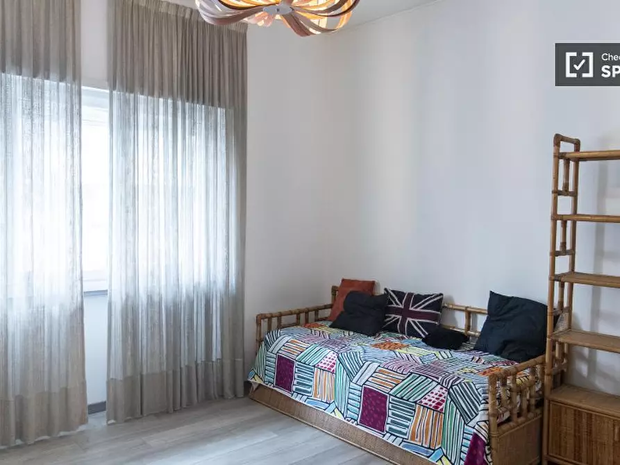 Immagine 15 di Camera condivisa in affitto  in Via Maffeo Pantaleoni a Roma