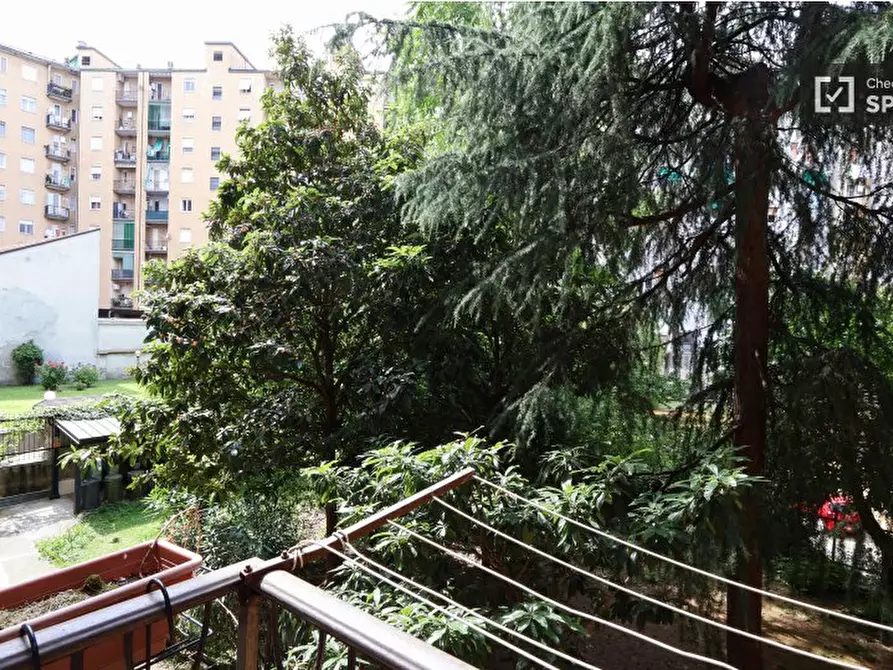 Immagine 13 di Camera condivisa in affitto  in Via Giambellino a Milano