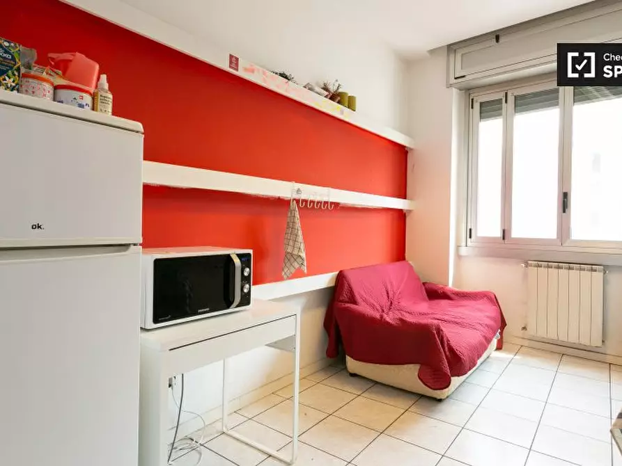 Immagine 8 di Camera condivisa in affitto  in Viale Liguria a Milano
