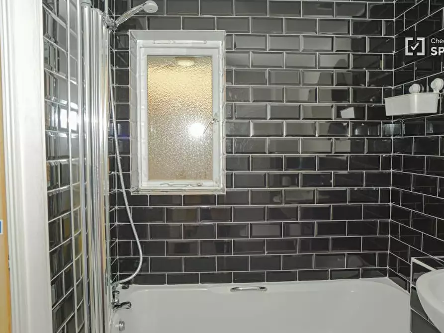Immagine 13 di Appartamento in affitto  in Rush Grove St a Eltham
