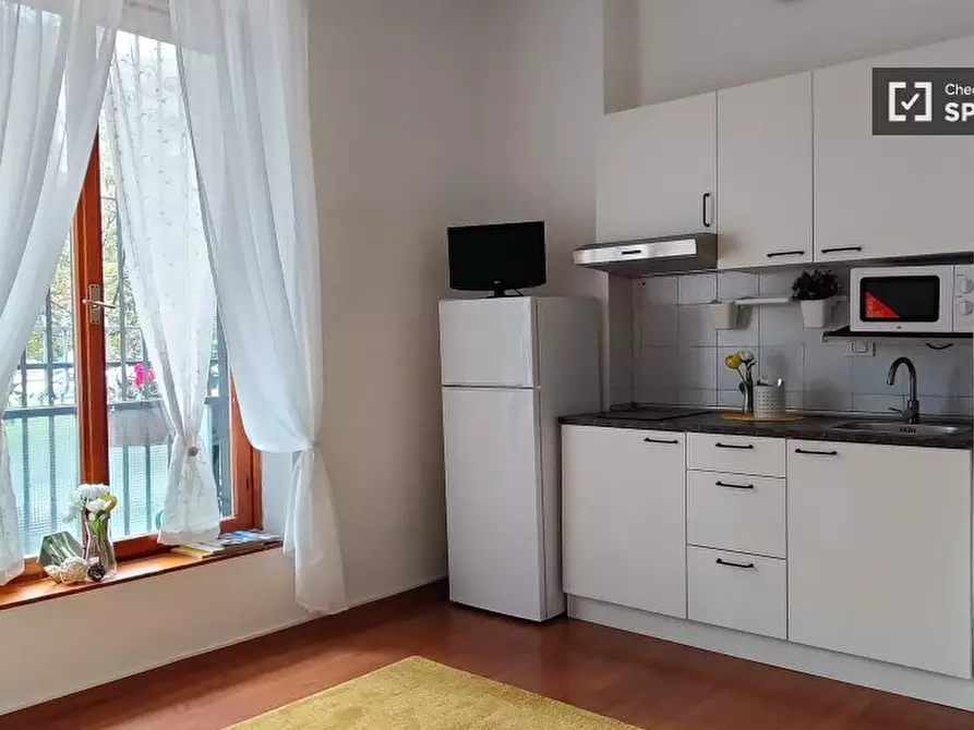 Immagine 6 di Ufficio in affitto  in Viale S. Gimignano a Milano