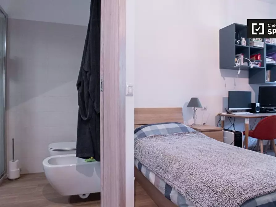 Immagine 4 di Camera condivisa in affitto  in Via Risorgimento, 11, 20093 Cologno Monzese MI, Italy a Cologno Monzese