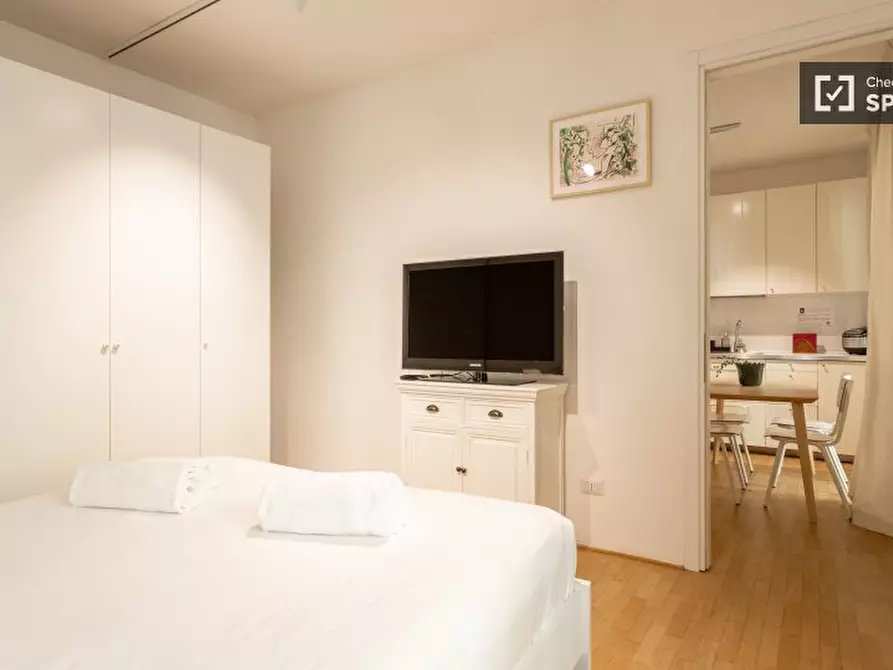 Immagine 2 di Ufficio in affitto  in Via delle Forze Armate a Milano