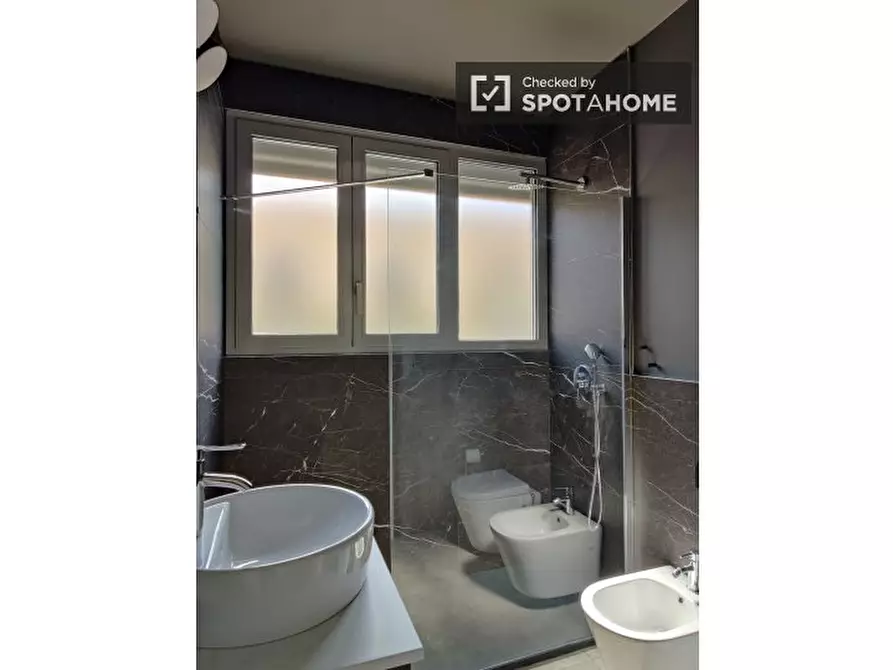 Immagine 6 di Appartamento in affitto  in Via Vallarsa a Milano