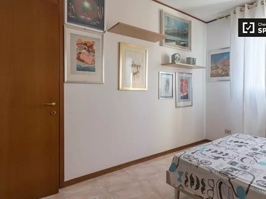 Immagine 4 di Camera condivisa in affitto  in Via Benozzo Gozzoli a Milano