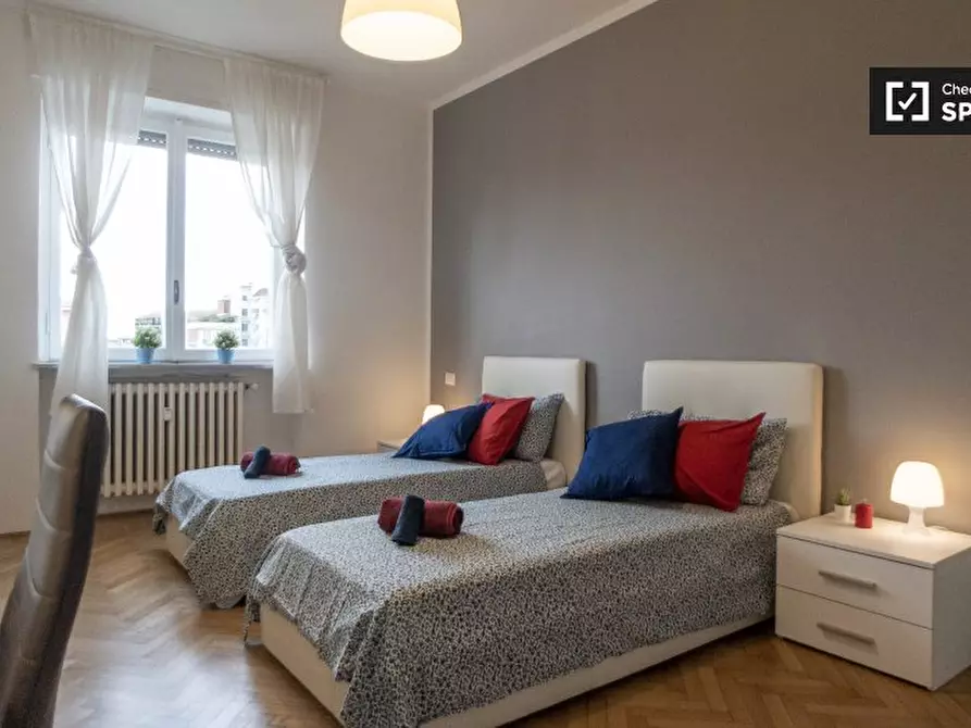 Immagine 2 di Camera condivisa in affitto  in Via Saverio Altamura a Milano