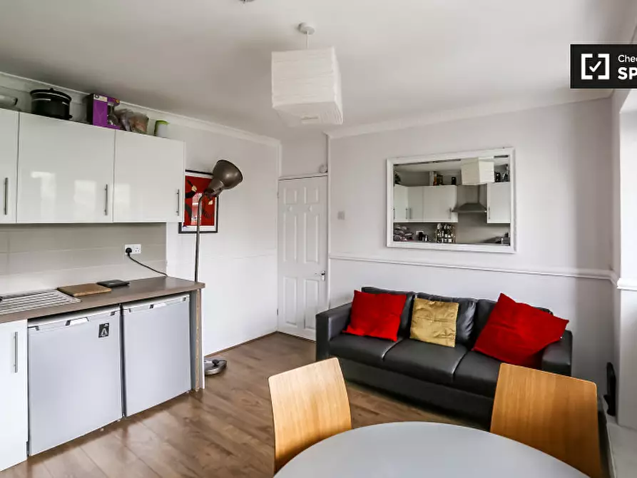 Immagine 8 di Camera condivisa in affitto  in Bruce Road a Poplar