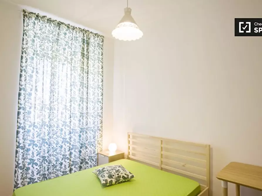 Immagine 2 di Camera condivisa in affitto  in Largo Bernardino da Feltre a Roma