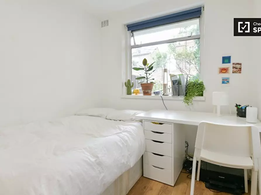 Immagine 18 di Camera condivisa in affitto  in Grice Court a Islington